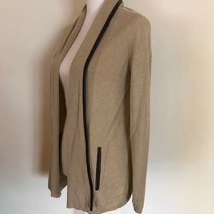 Banana Republic Cardigan - Small